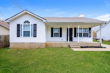 703 LOU GEHRIG CIR LA VERGNE, TN 37086